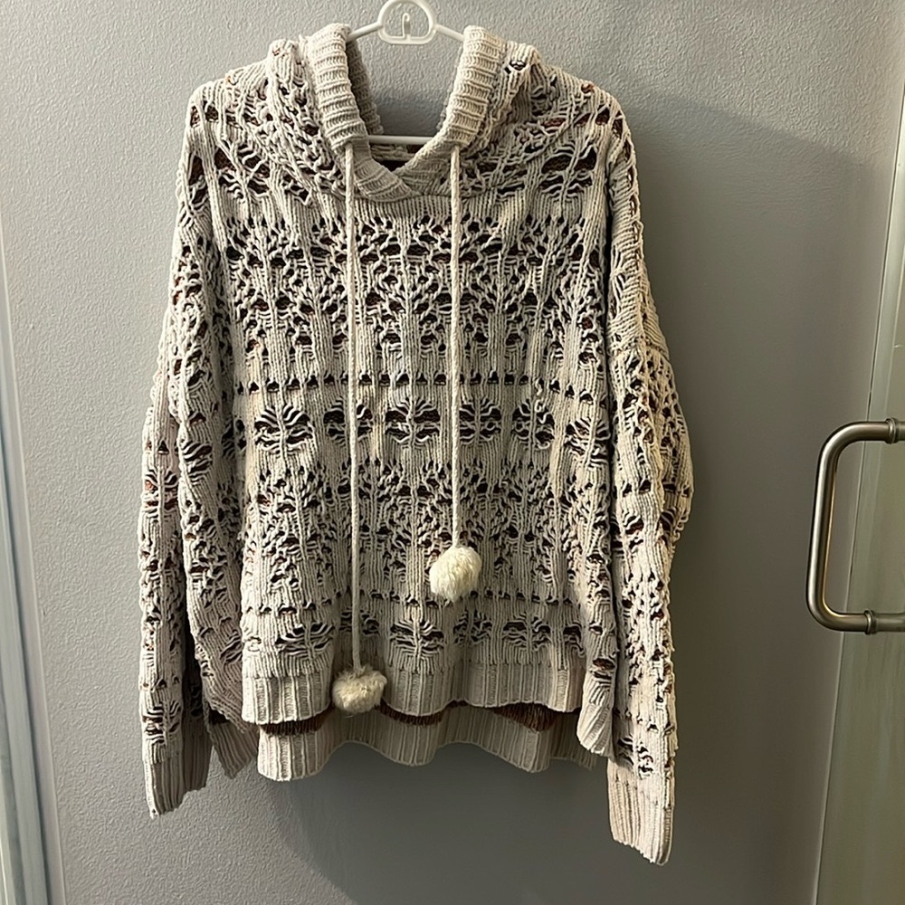 POL chunky knit crocheted sweater size Large